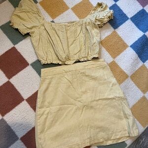 Abercrombie matching light yellow set